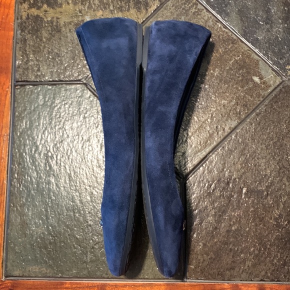 Kate spade navy suede flats, size 8.5 - Picture 6 of 7